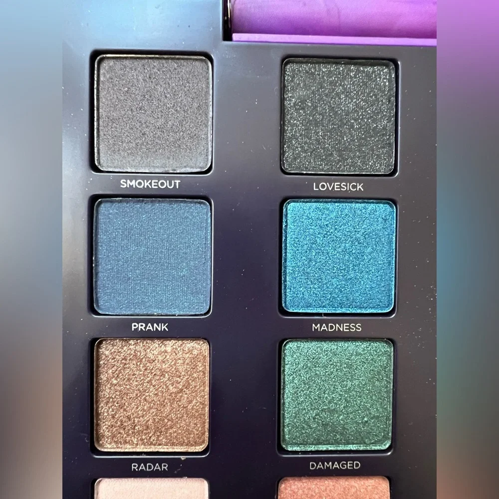 Urban Decay Vice 2 Discontinued Palette Colorful Pressed Eyeshadows